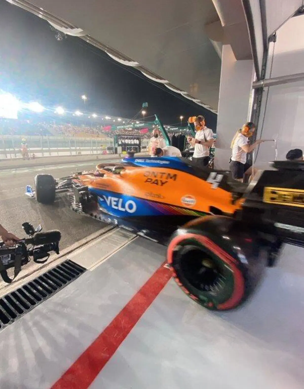 F1, GP Qatar 2021: pole per Hamilton (40)