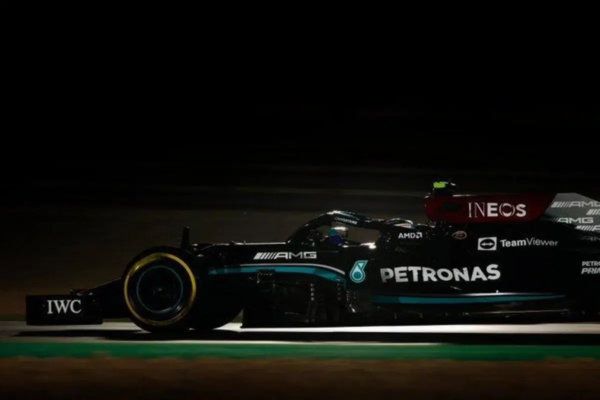 F1, GP Qatar 2021: pole per Hamilton (75)