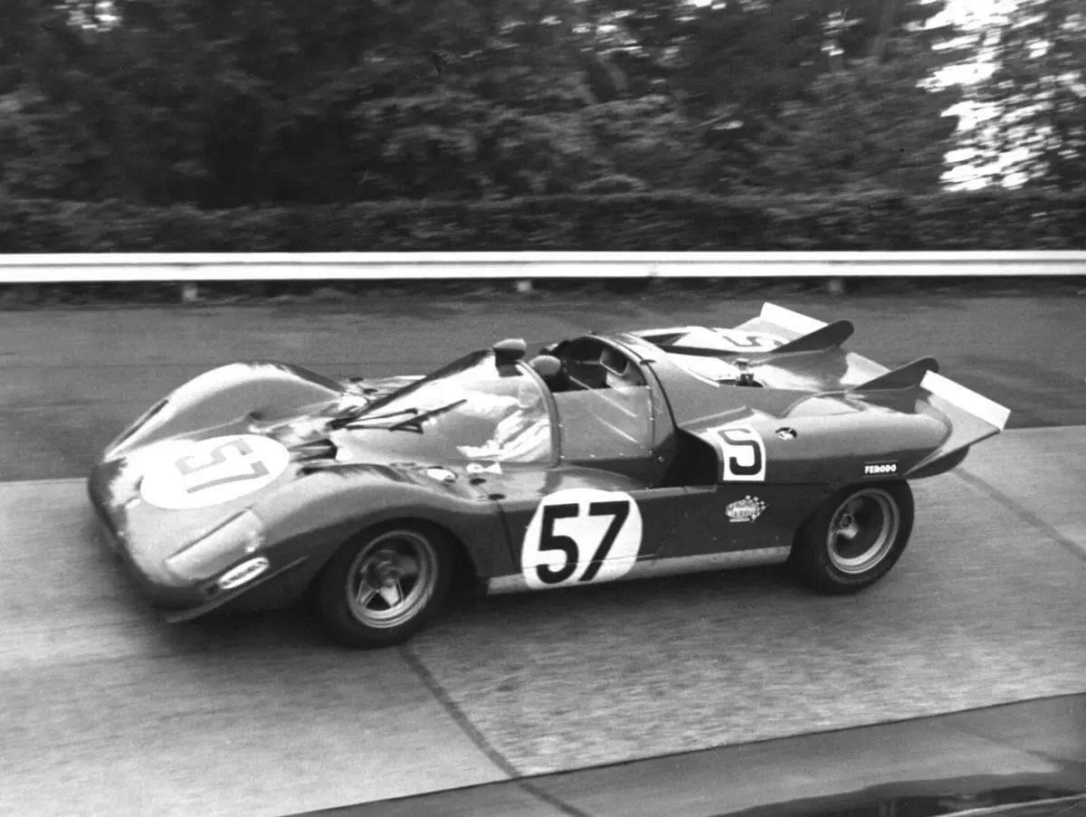 Ferrari l’ha fatta giusta, ma quanto? Daytona SP3 2021 Vs Antenate Sport (da gara) (7)