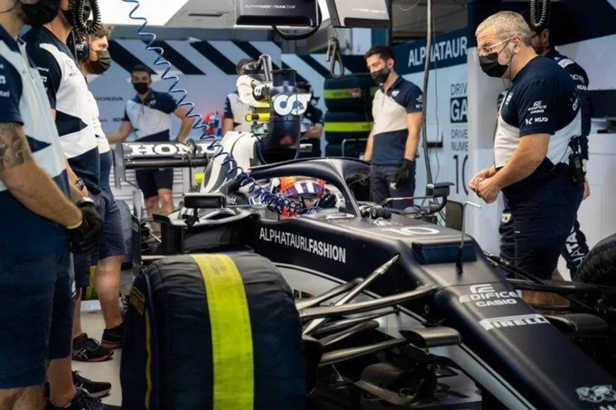 F1, GP Qatar 2021: vince Hamilton (43)