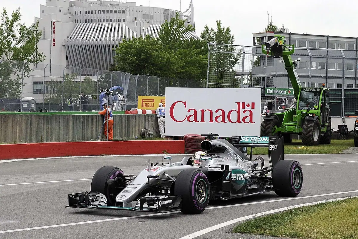 F1, Gp Canada 2016: pole per Hamilton. Terzo Vettel