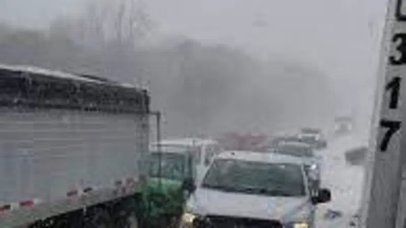 Frenare all'improvviso sulla neve: il dramma di non potersi fermare [video]