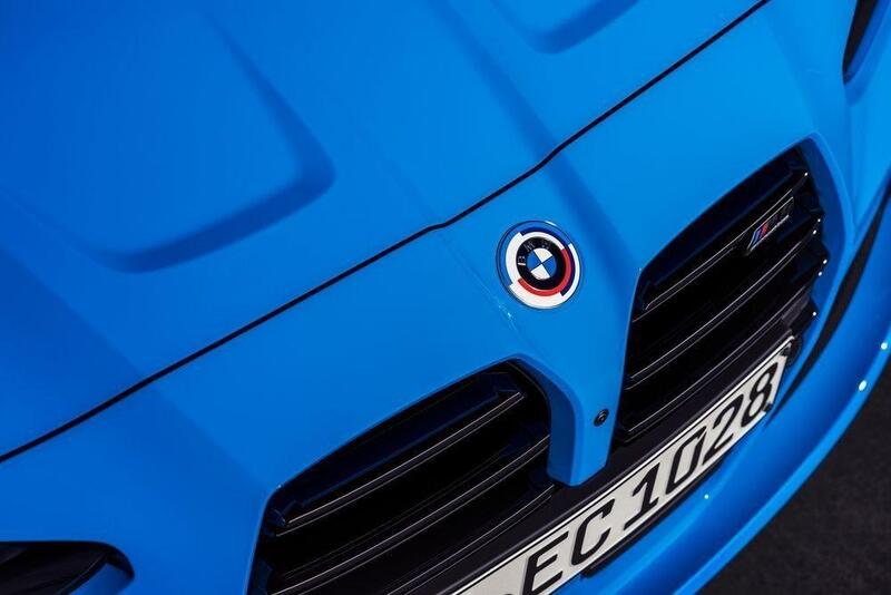 BMW Motorsport: ritorno alle origini con il nuovo logo 