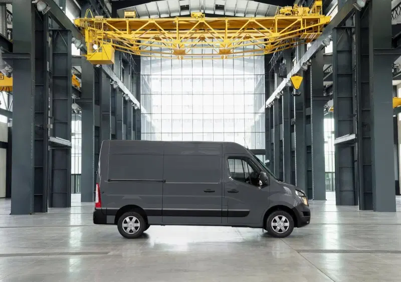 Nissan Interstar Furgone (2021-24) (2)