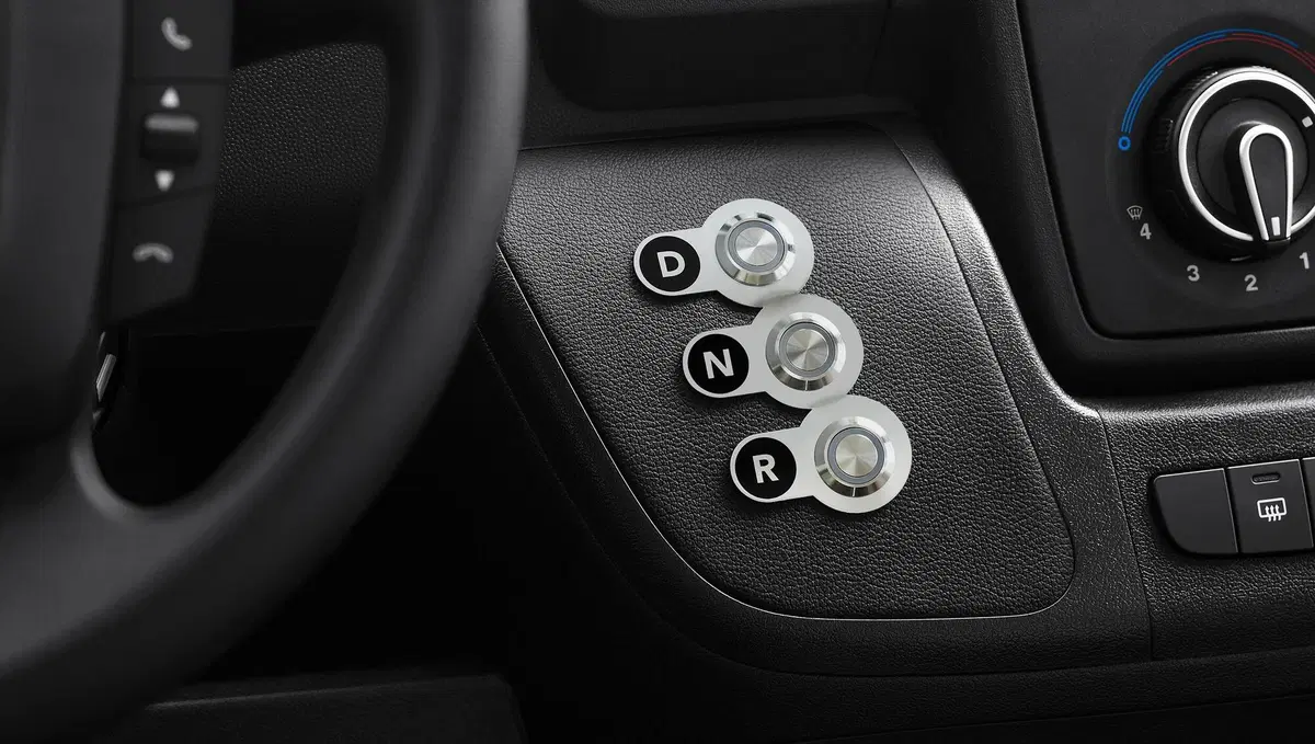 Peugeot e-Boxer Telaio (2021-22) (9)