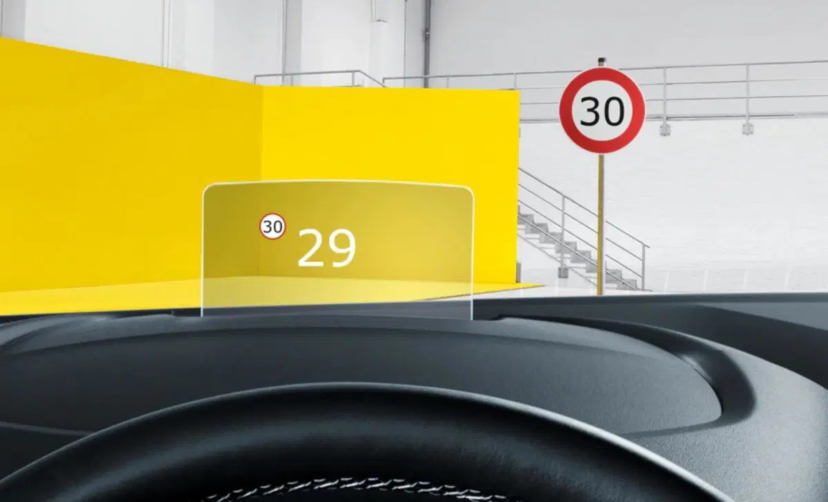 Opel Combo-e Life (2021-->>) (8)