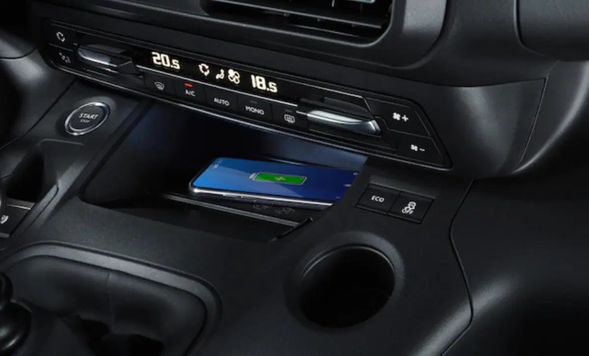 Opel Combo-e Life (2021-->>) (9)