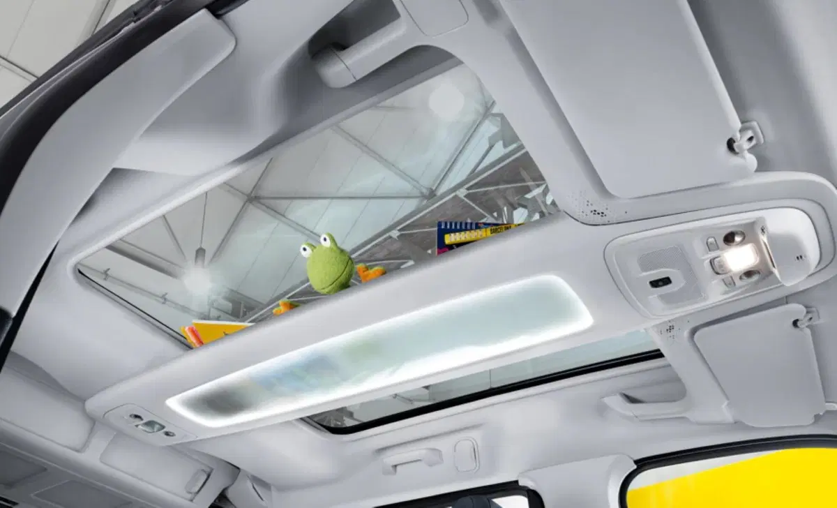 Opel Combo-e Life (2021-->>) (18)