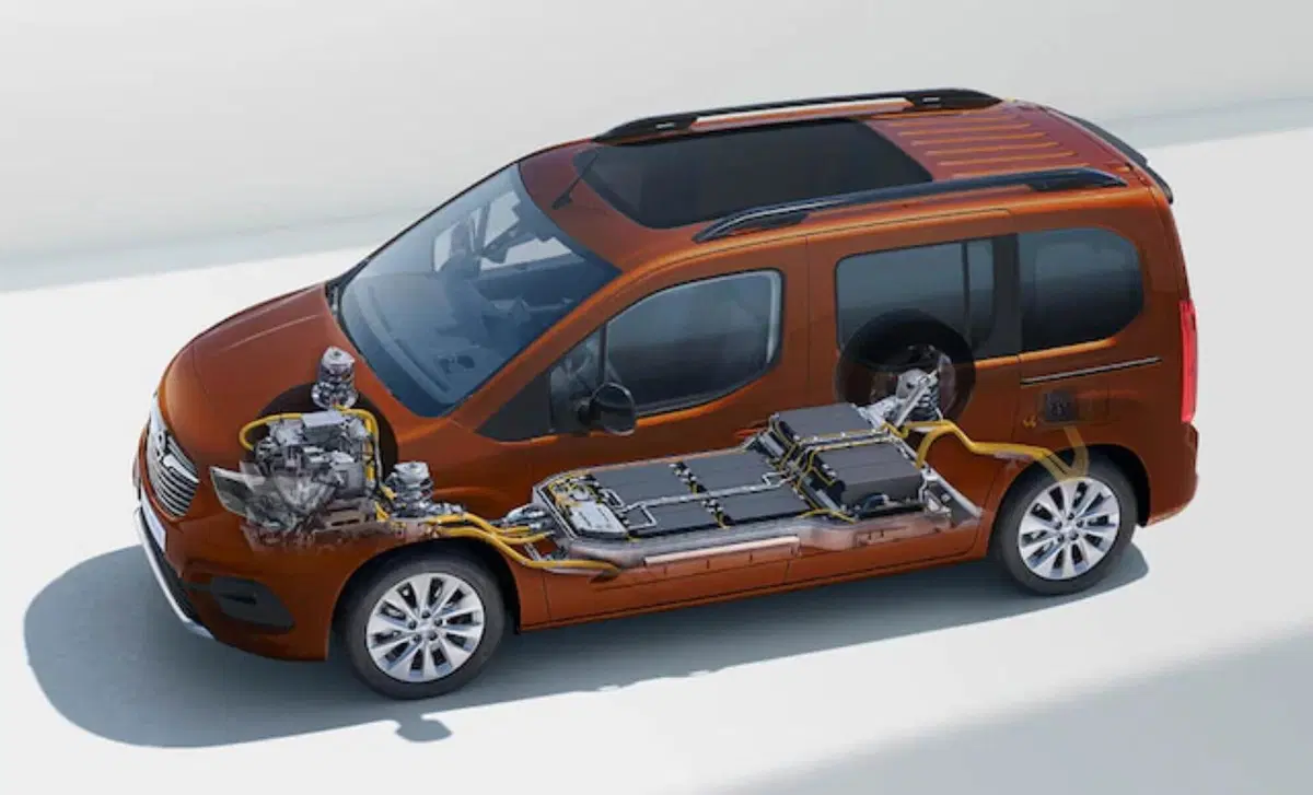 Opel Combo-e Life (2021-->>) (20)