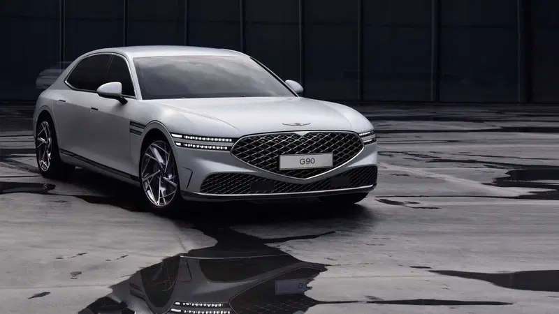 Genesis G90: l'ammiraglia asiatica in competizione con i marchi europei 