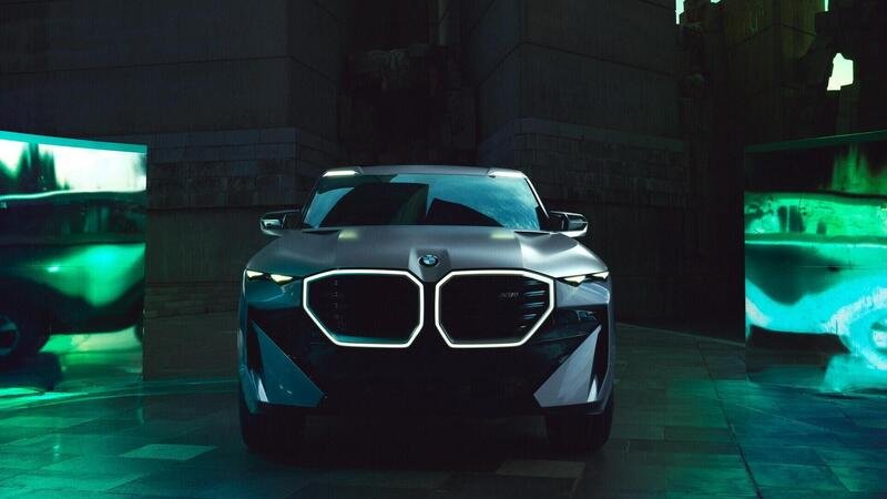BMW Concept XM traccia lo stile futuro del brand con un ibrido plug-in da 750 CV