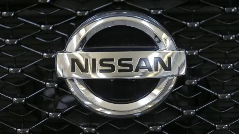 Nissan, imponente piano per l'elettrificazione