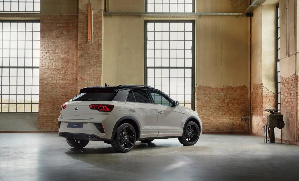 Volkswagen T-Roc 1.5 TSI ACT DSG Business BlueMotion Technology (4)