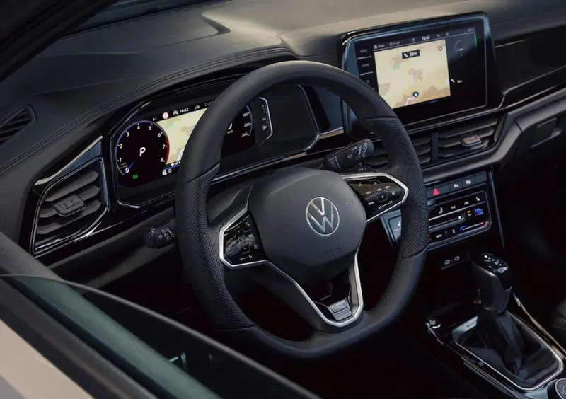 Volkswagen T-Roc (2017-26) (11)