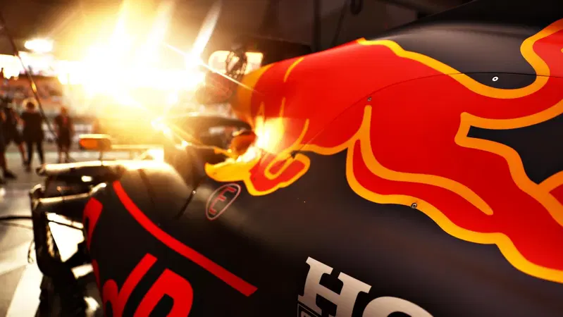 F1, Verstappen pu&ograve; davvero cambiare la power unit prima della fine dell'anno?