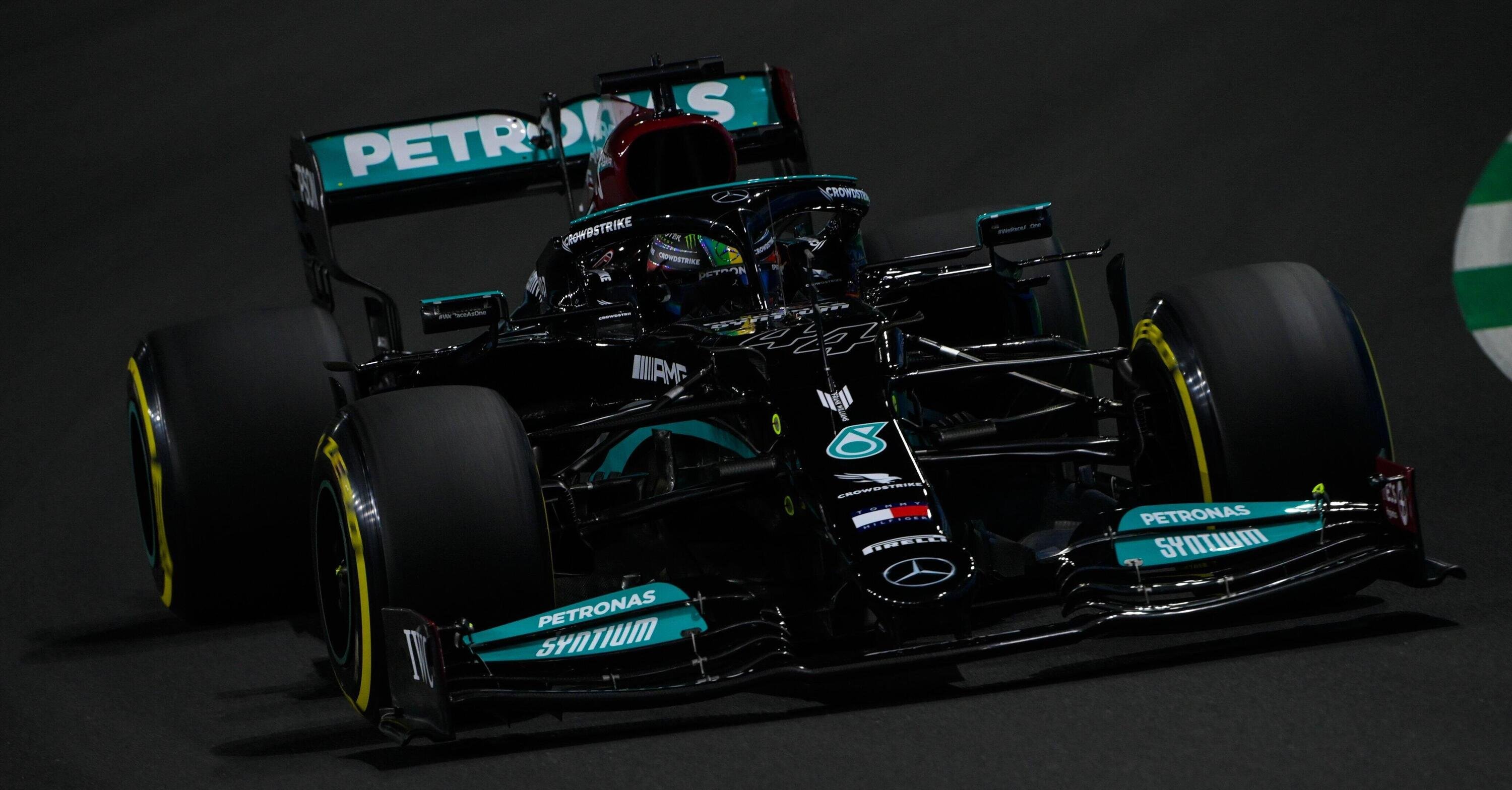 F1, GP Arabia Saudita 2021: Hamilton parte forte, Leclerc a muro