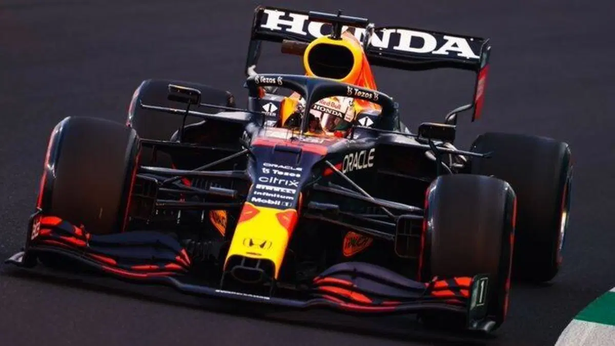 F1, GP Arabia Saudita 2021: vince Hamilton (144)