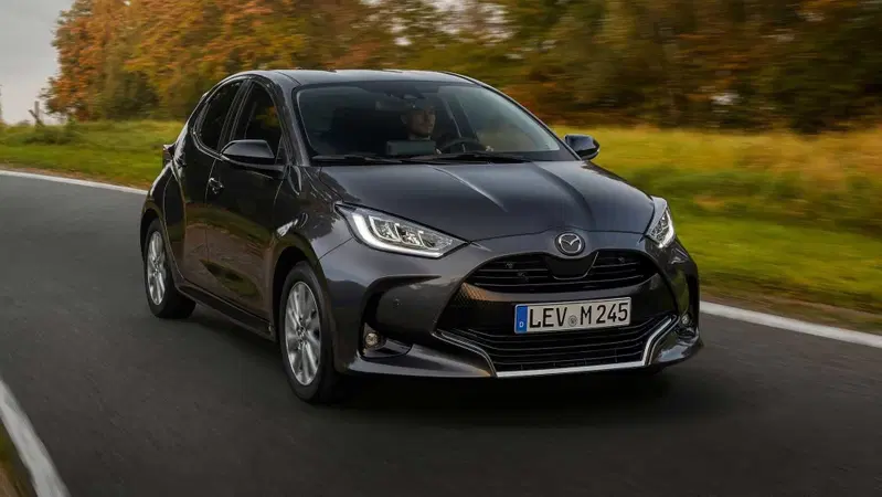 Nuova Mazda2 2022 | Motore full-hybrid da 116 CV 