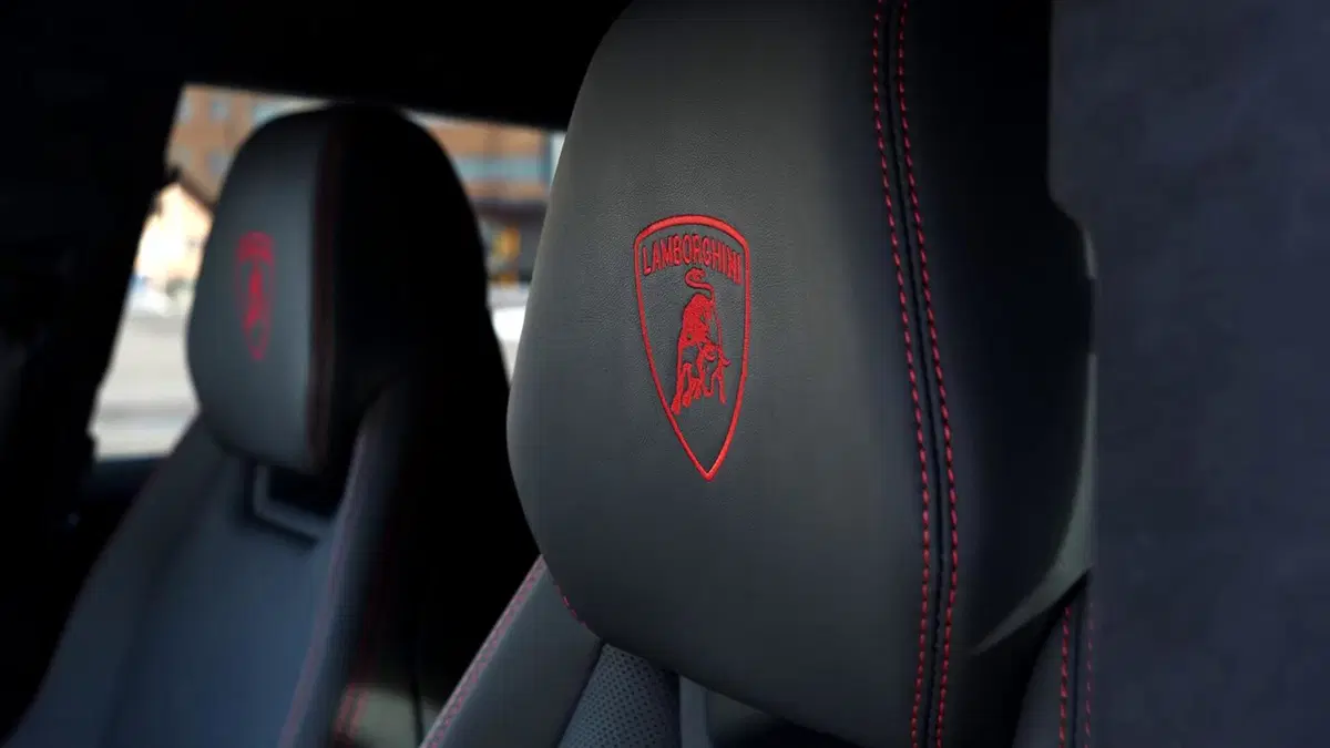 Lamborghini Urus 4.0 Capsule, PRO e CONTRO | La pagella e tutti i numeri della prova strumentale (9)