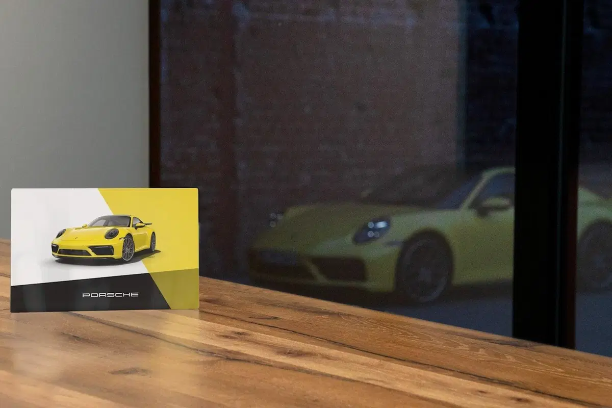 Porsche: una nuova sfida nel mondo dell'arte  (2)
