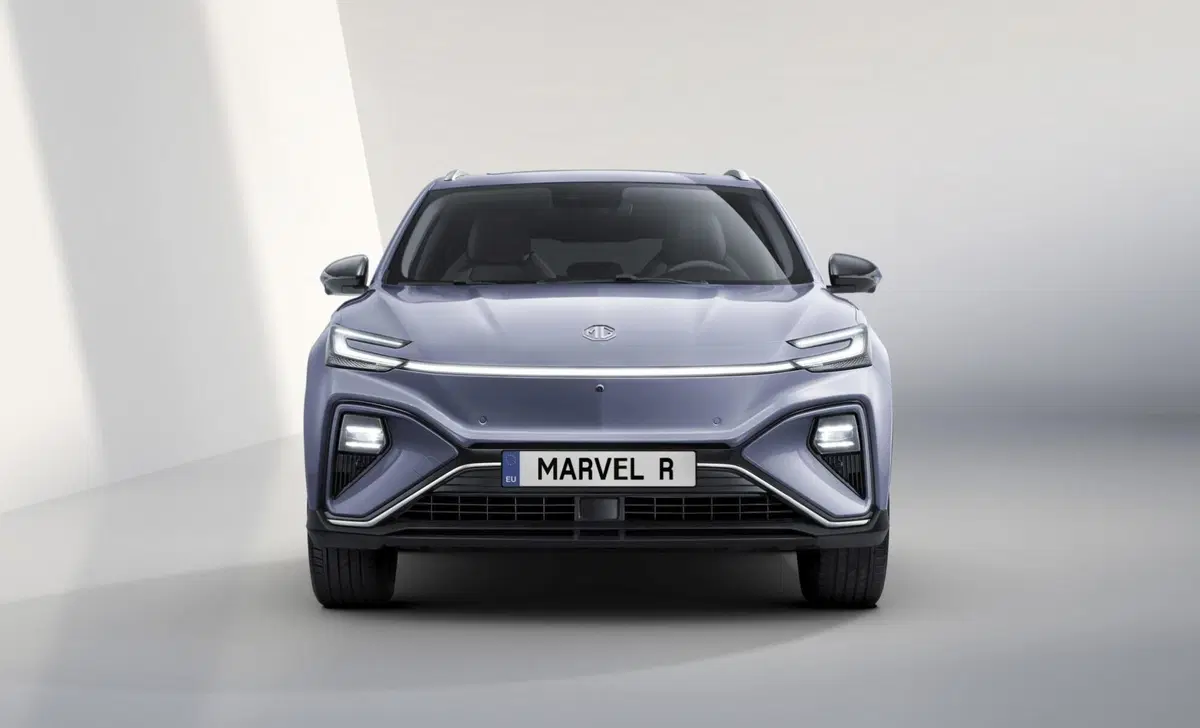 Mg Marvel R Luxury (3)