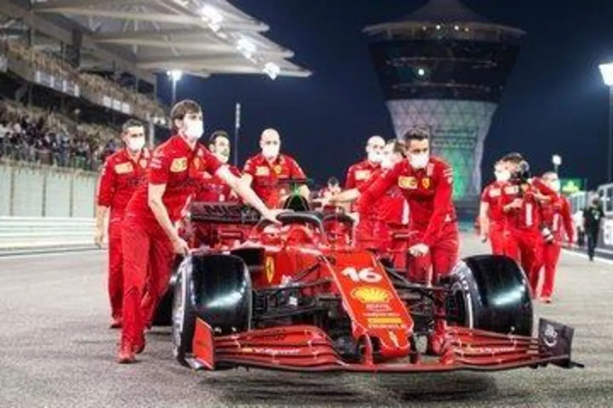 F1, GP Abu Dhabi 2021: Verstappen vince e si laurea campione del mondo (4)