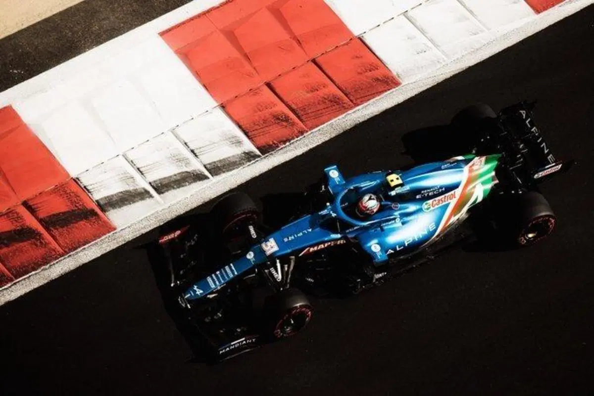F1, GP Abu Dhabi 2021: Verstappen vince e si laurea campione del mondo (9)