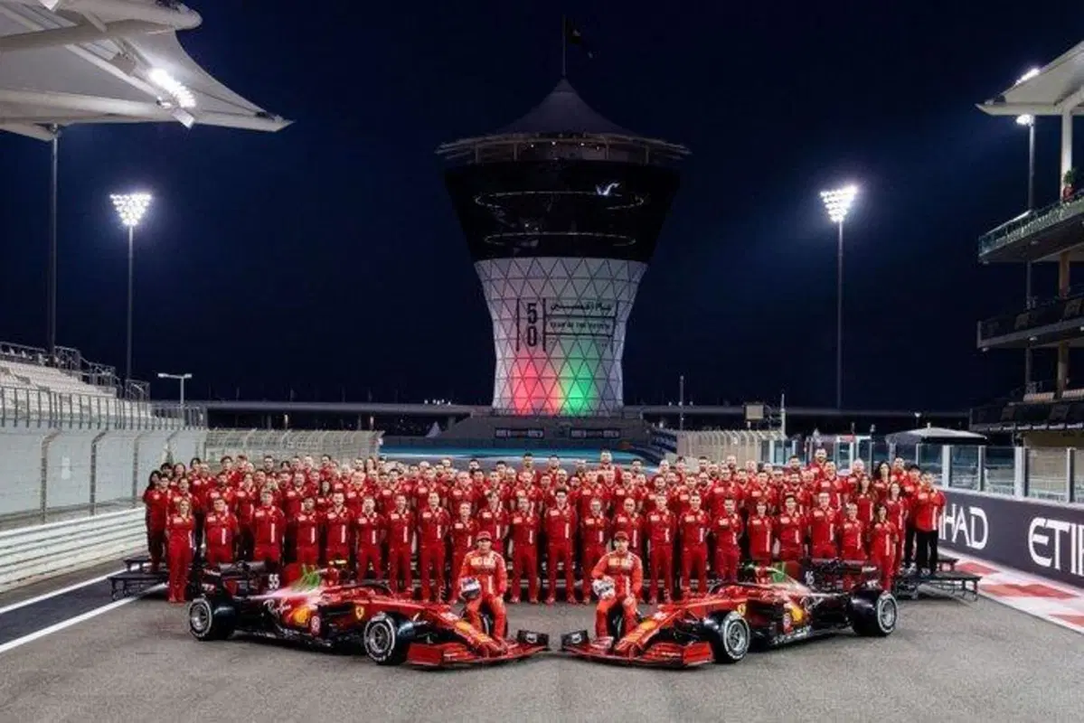 F1, GP Abu Dhabi 2021: Verstappen vince e si laurea campione del mondo (8)