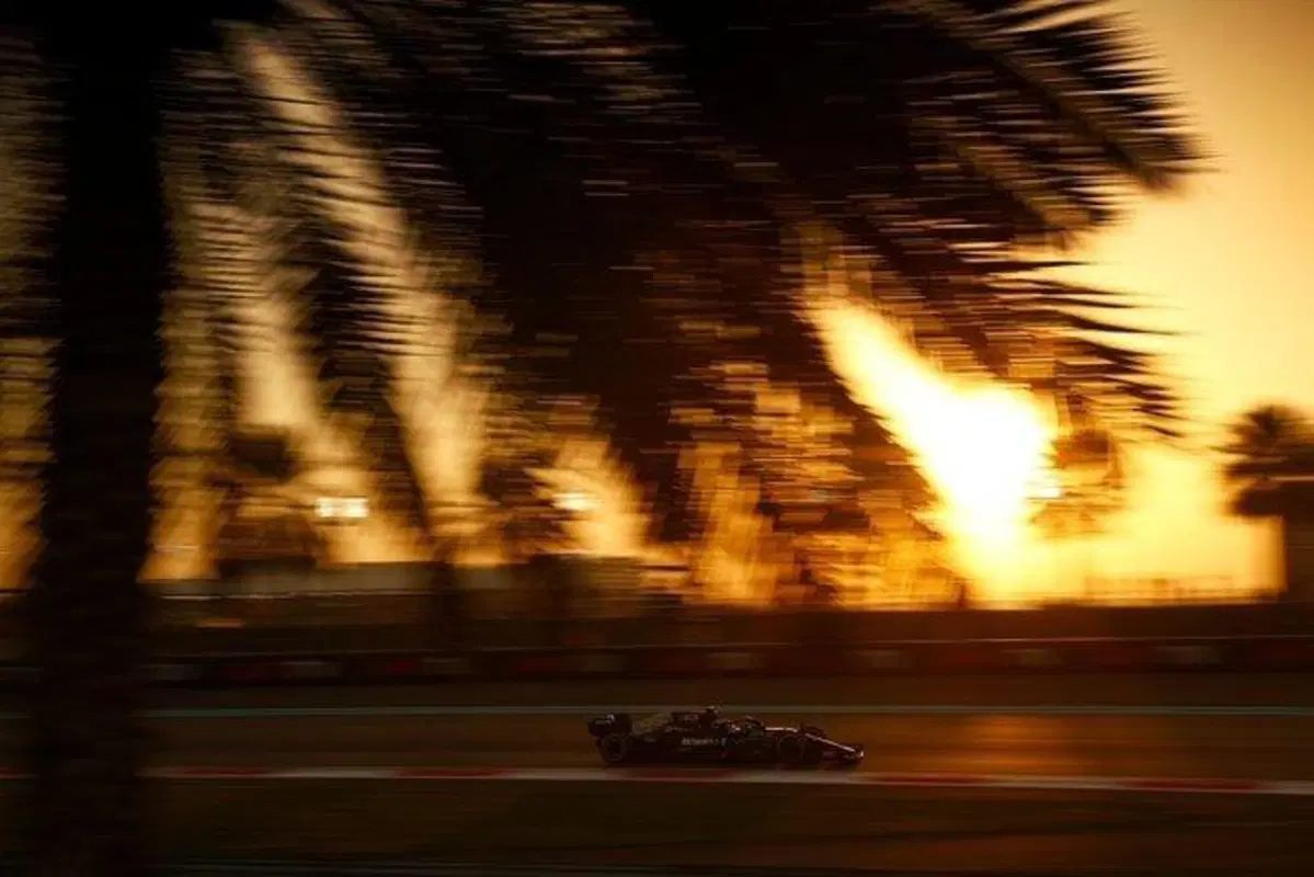 F1, GP Abu Dhabi 2021: Verstappen vince e si laurea campione del mondo (11)