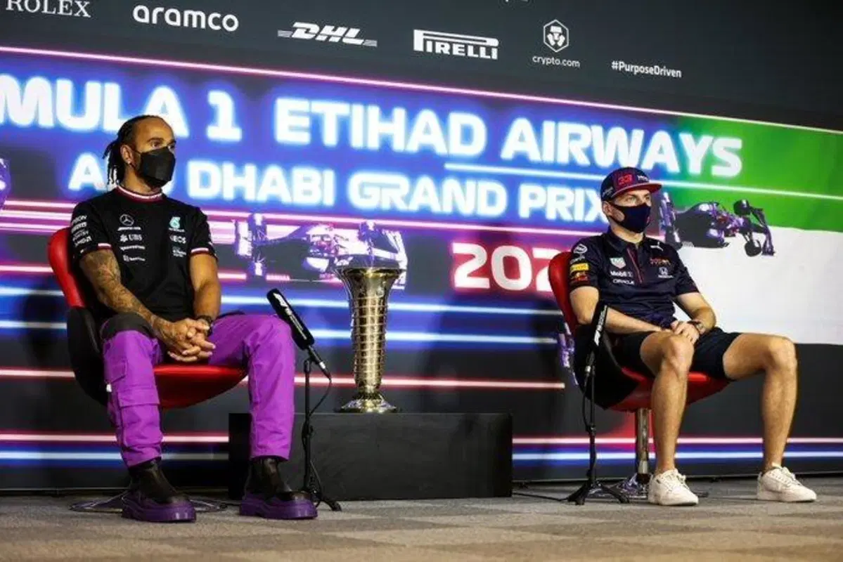 F1, GP Abu Dhabi 2021: Verstappen vince e si laurea campione del mondo (21)
