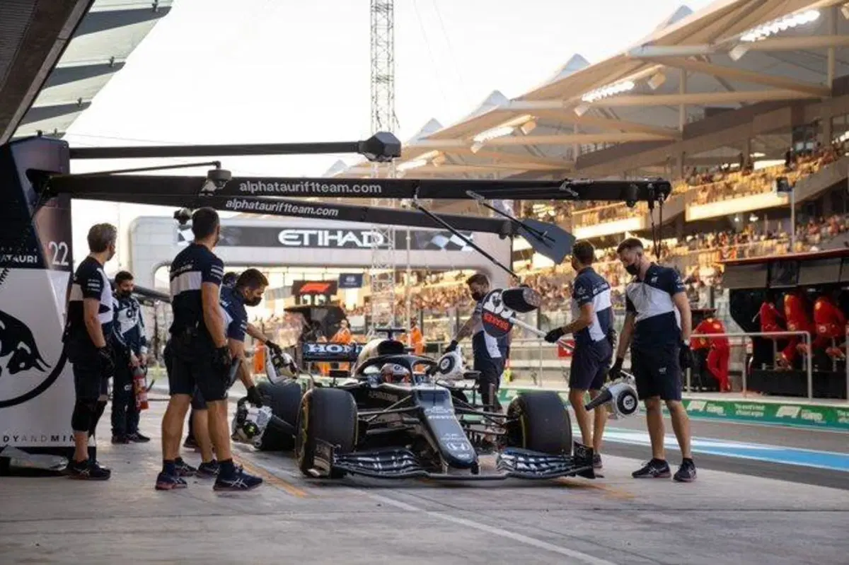 F1, GP Abu Dhabi 2021: Verstappen vince e si laurea campione del mondo (69)