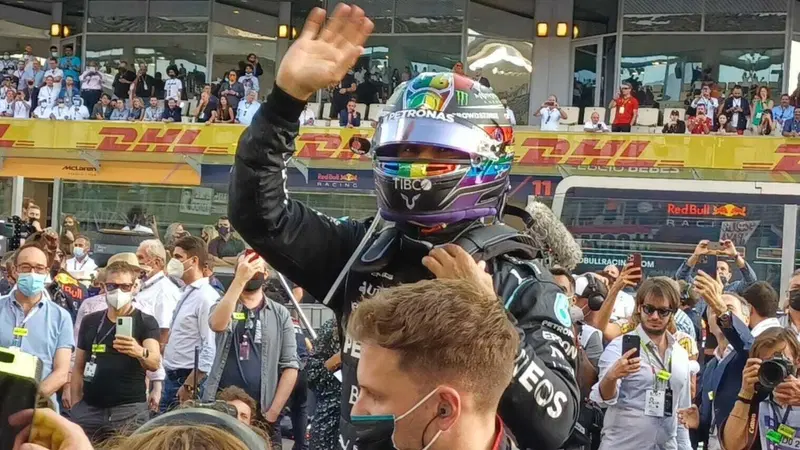 F1, Hamilton: "Complimenti a Verstappen"