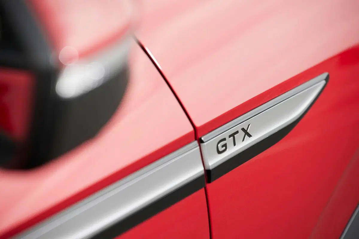 Volkswagen ID.4 GTX: non fa rimpiangere le GTI (3)