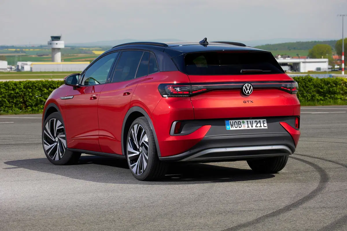Volkswagen ID.4 GTX: non fa rimpiangere le GTI (13)