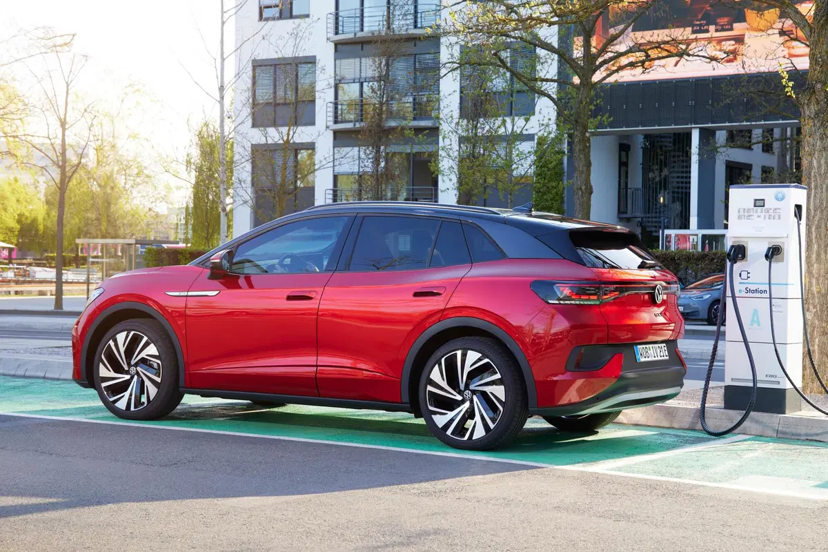 Volkswagen ID.4 GTX: non fa rimpiangere le GTI (14)