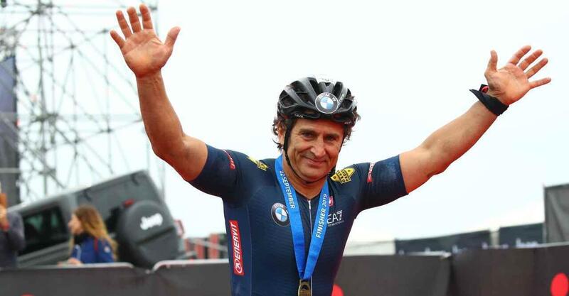 Alex Zanardi &egrave; tornato a casa: lo rivela la moglie Daniela