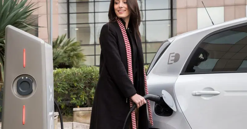 Buone notizie per chi ha un'auto elettrica: alleanza tra Enel X, Be Charge e Eni [interoperabilit&agrave;]