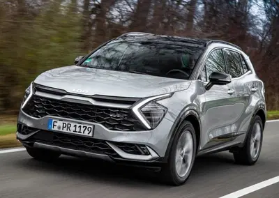 Kia Sportage 2022: rivoluzione totale, pi&ugrave; spazio, tecnologia e design audace 