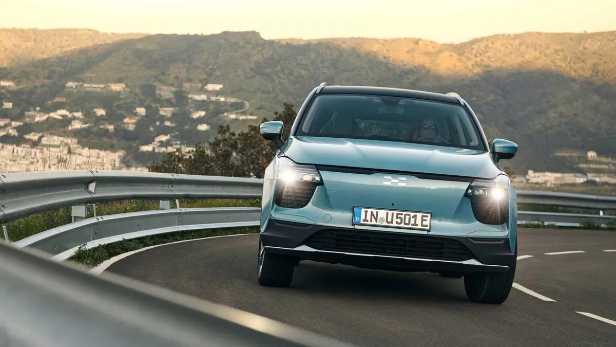 Aiways U5, arriva con il listino prezzi Italia (5)