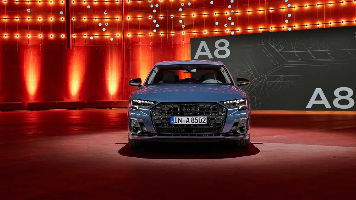 La grande ammiraglia Audi A8 con un nuovo facelift (3)