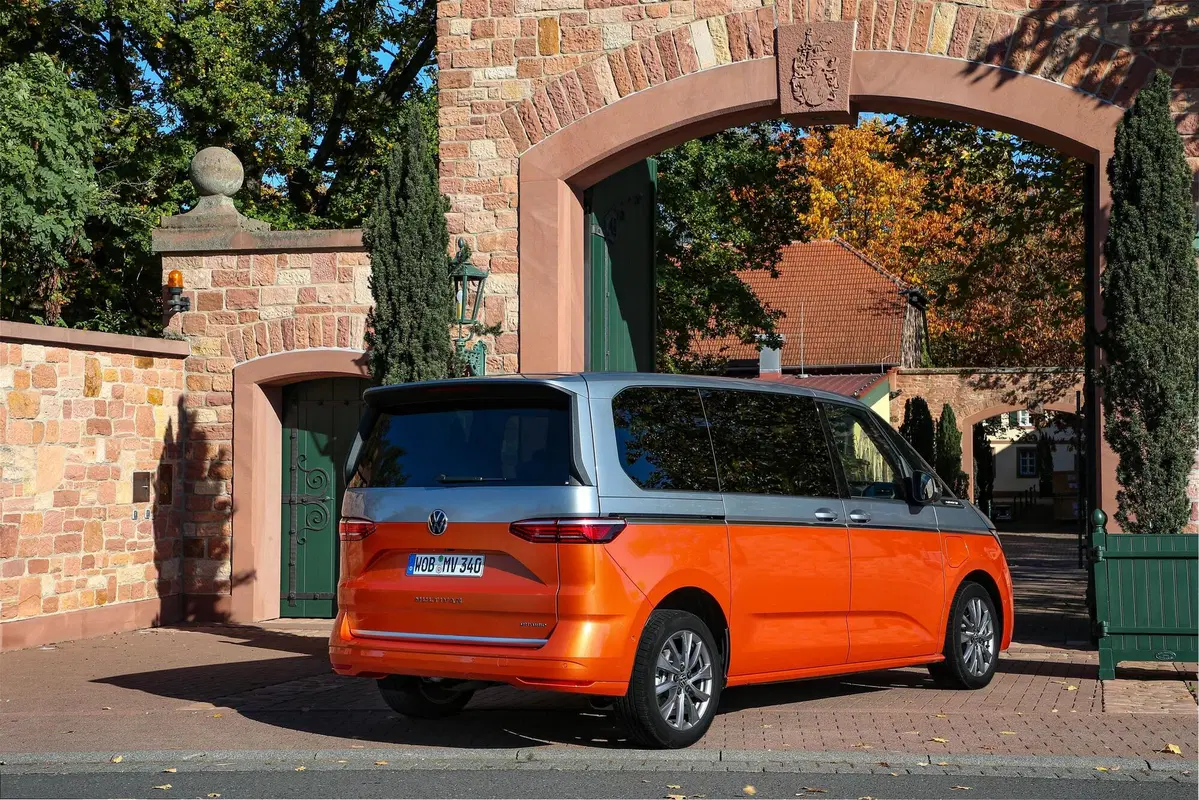 Volkswagen Multivan 2.0 tdi Style 150cv dsg 7p.ti (7)