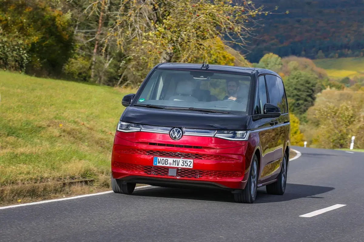 Volkswagen Multivan 2.0 tdi Style 150cv dsg 7p.ti (8)