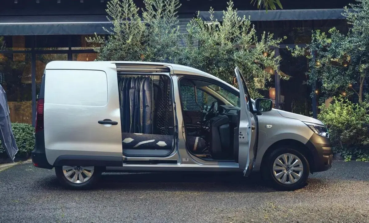 Renault Express (2021-23) (17)