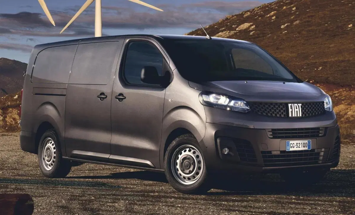 Fiat Scudo Furgone 2.0 BlueHDi 145CV AT8 PL-SL-TN Furgone Lounge (2)