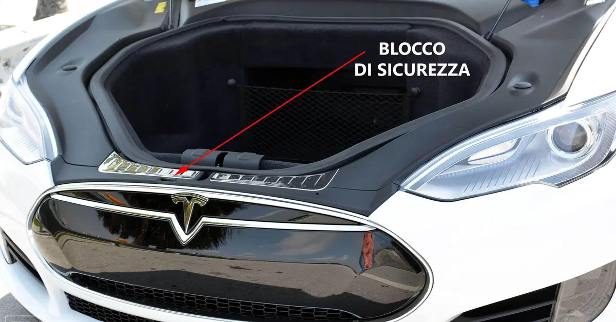 Tesla richiama quasi tutte le Model 3 dal 2017 al 2020 e le Model S 