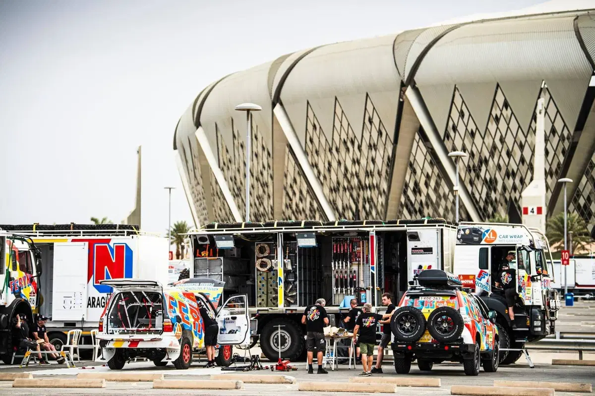 Dakar 2022: prima speciale a Sanders (moto) e Al-Attiyah (auto) ma la sorpresa è Sainz con l'Audi elettrica (4)