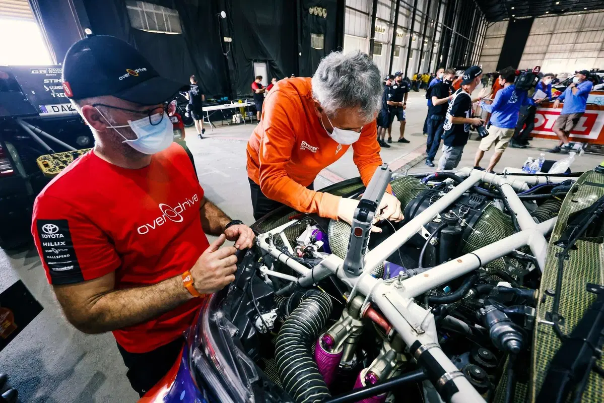 Dakar 2022: prima speciale a Sanders (moto) e Al-Attiyah (auto) ma la sorpresa è Sainz con l'Audi elettrica (9)