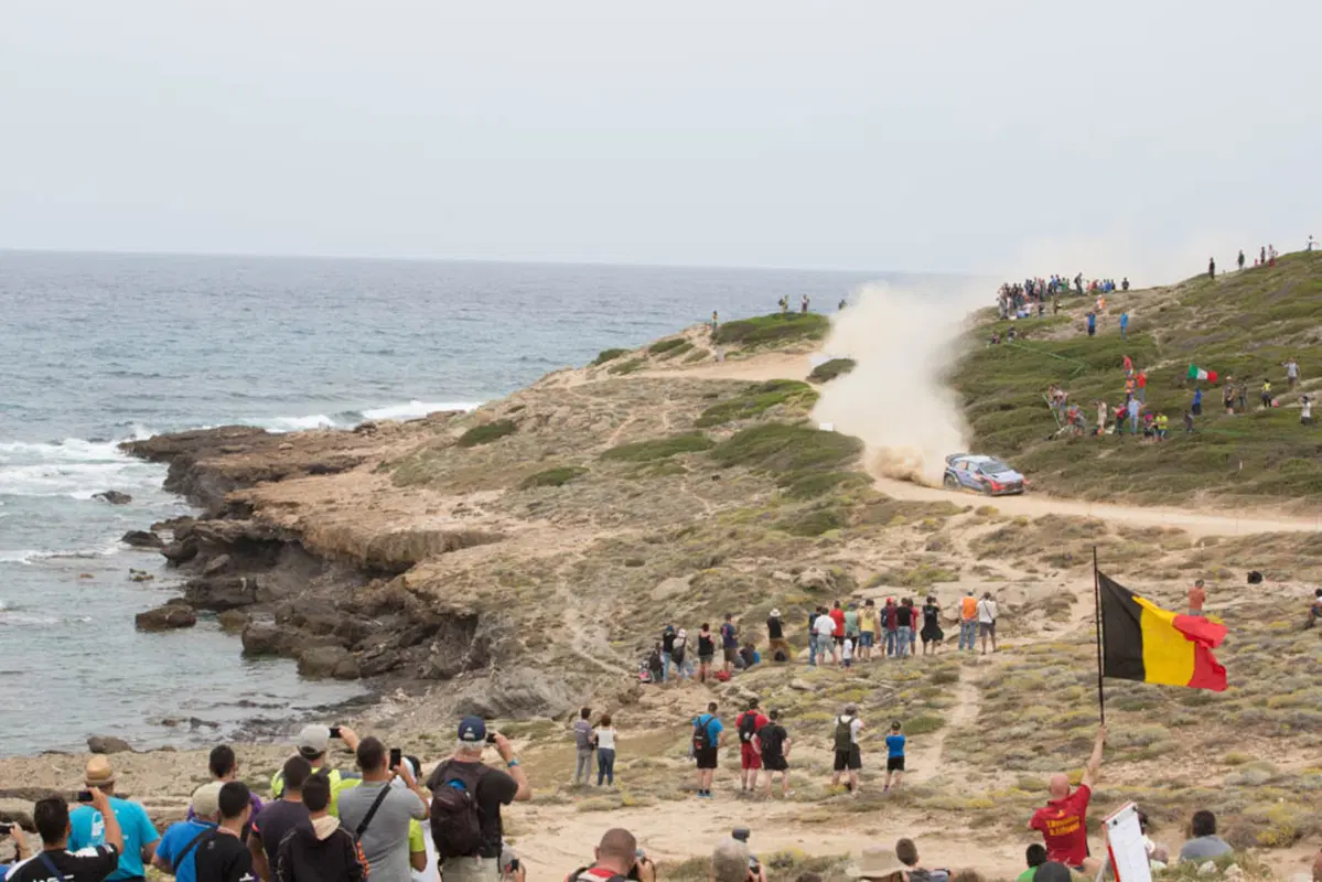 WRC16 Sardegna Italia, Marziani in Paradiso. Dedicato a Neuville (e a Hyundai) (11)