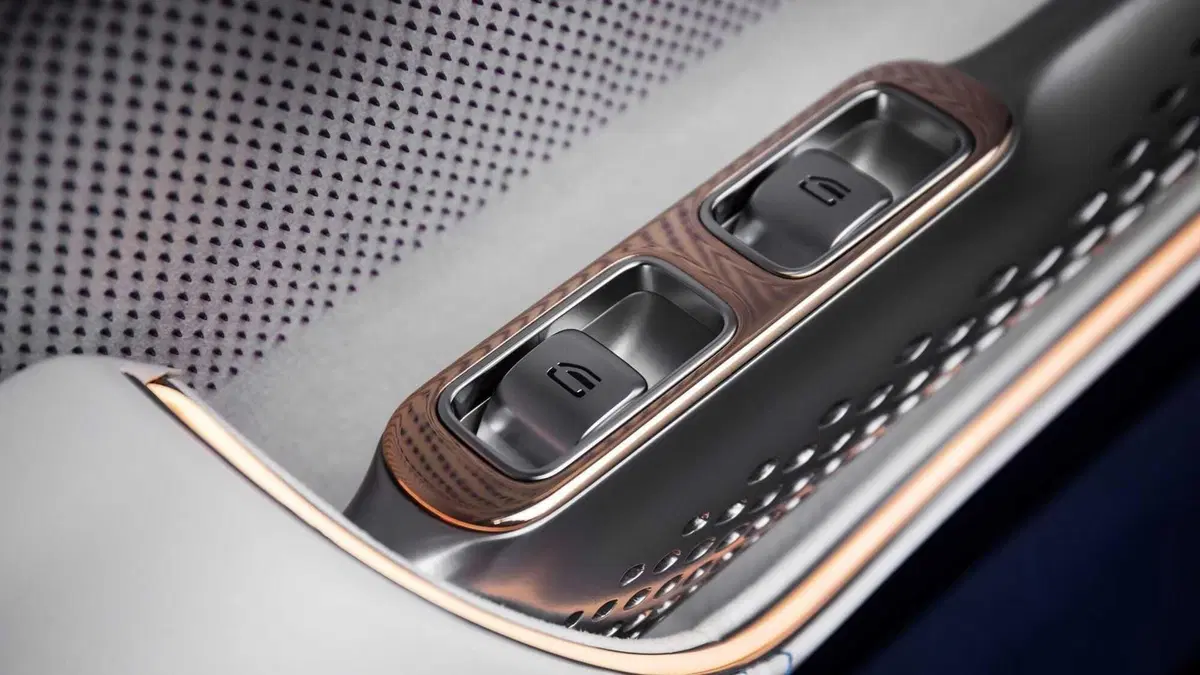 Mercedes Vision EQXX | 1.000 km di AUTONOMIA. Eccola (15)