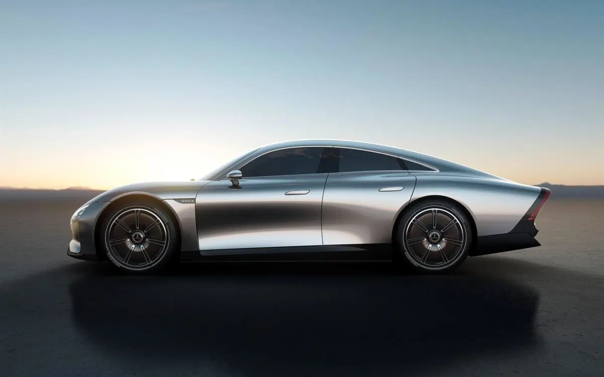 Mercedes lancia un nuovo accessorio destinato a prender piede: il solar roof (3)